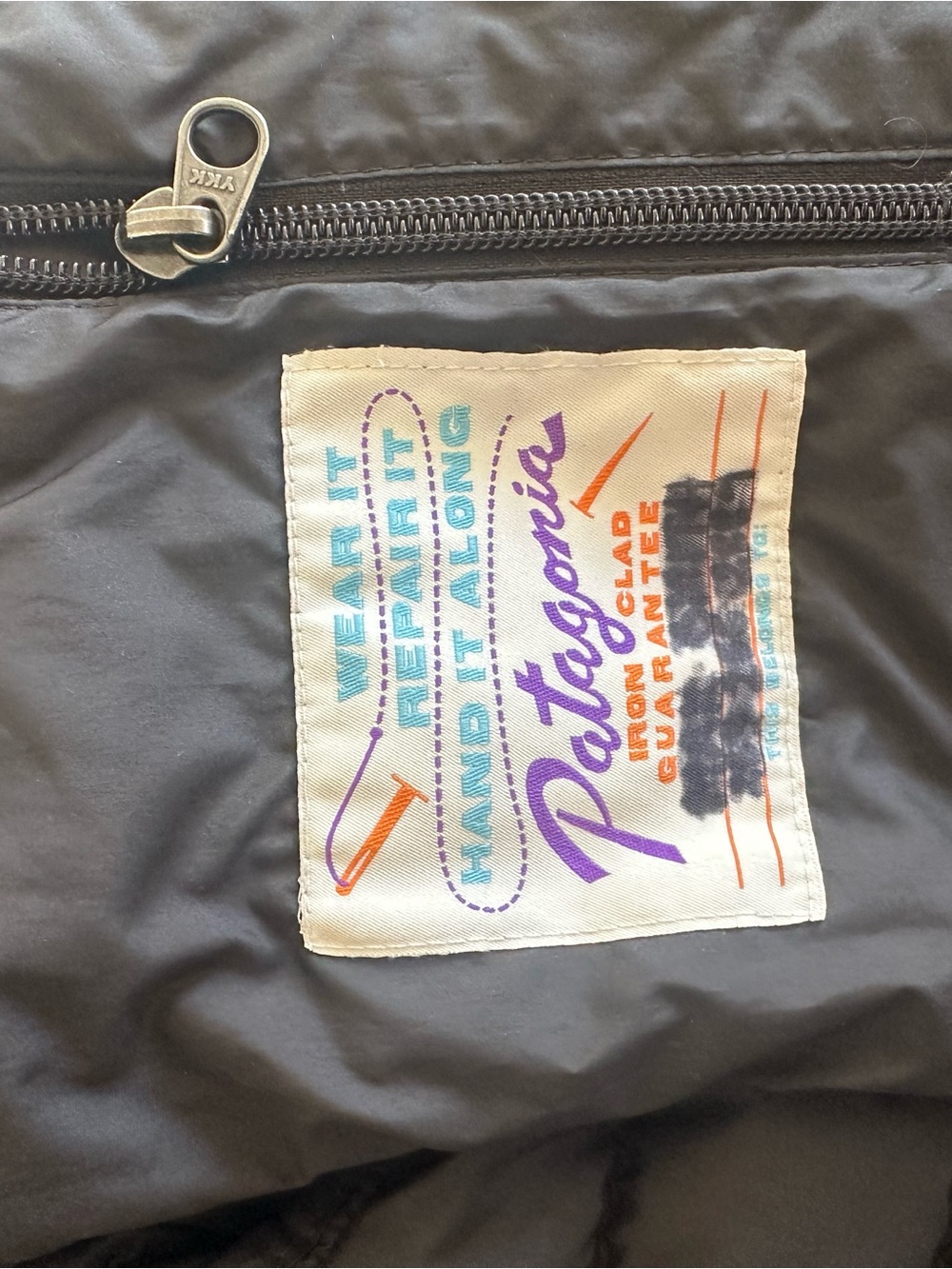 Patagonia Kids Black Puffer Jacket - Picture 5 of 5